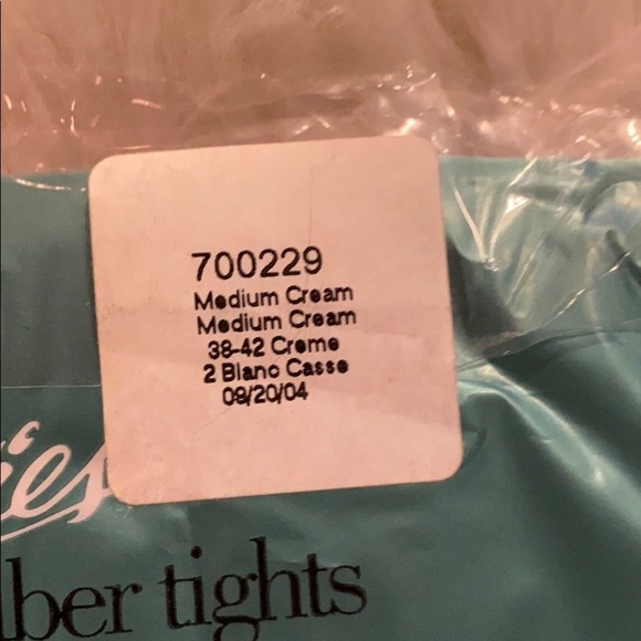 Vintage Silkies Tights - Picture 8 of 8